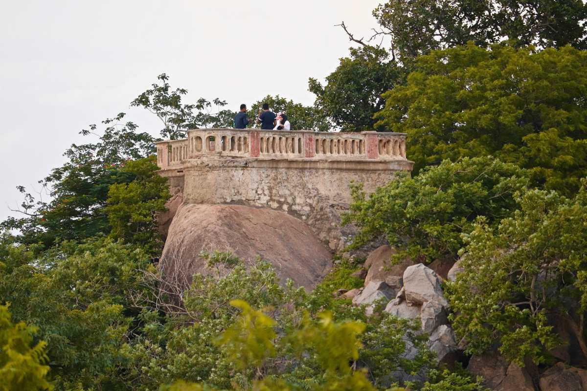 Gandipet Lake Hyderabad Distance, Timings, View Point, Park